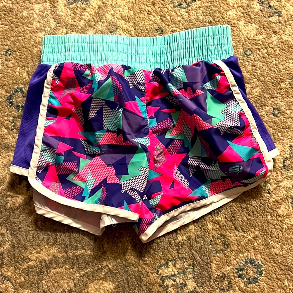 Vibrate Sketchers active shorts - must bundle